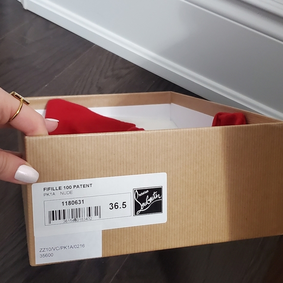 Christian Louboutin Nude Heels - Picture 8 of 8
